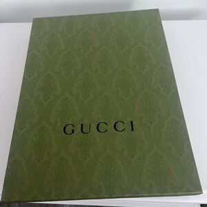 Gucci flat rectangular box